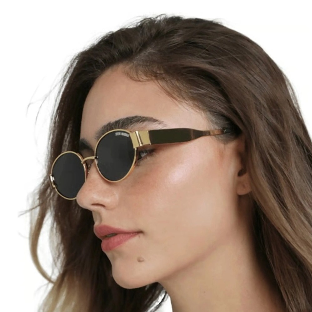 Steve Madden Mystie Sunglasses w/ Case NWT Gold Metal Oval Shape